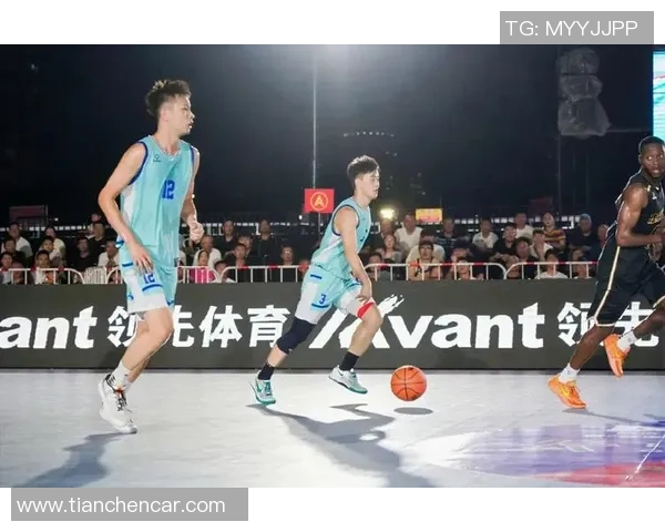 帅哥篮球盛宴：聚焦青春热血与激情对决的精彩瞬间
